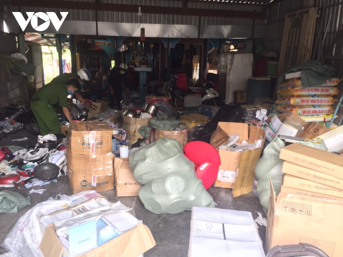 Thủ tướng yêu cầu xử lý nghiêm cán bộ tiếp tay cho buôn lậu